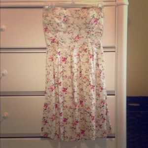 Beautiful floral strapless dress